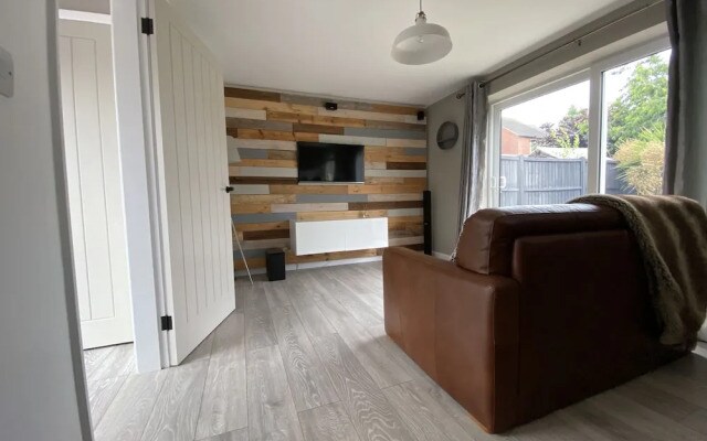 King Size bed - Free Parking - 5 min to Centre