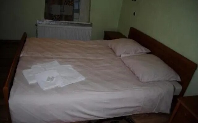 Guest House Virsutine 9