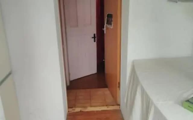 Adorable 1-beedroom place