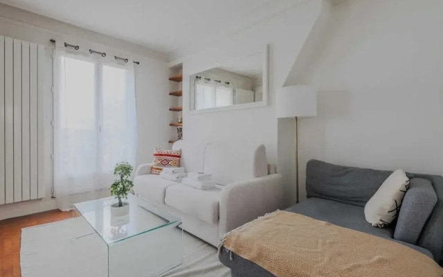 Apartment in Montmartre With 1 Room