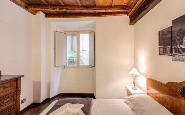 HI Navona apartment