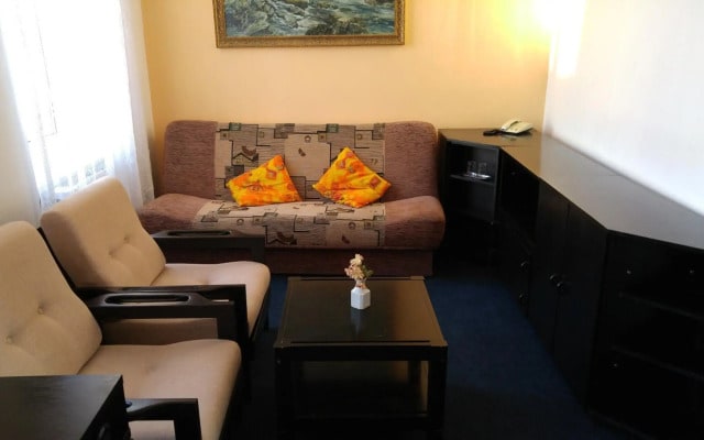 Hotel CB Royal