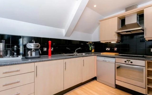 Spitalfields 2 Bedroom With Roof Terrace