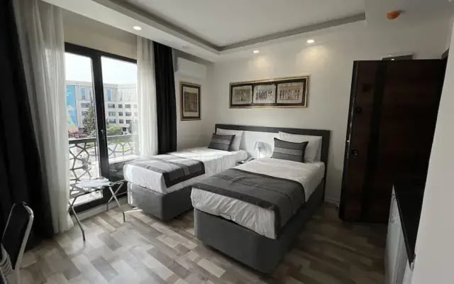 Askadar Çatı Otel