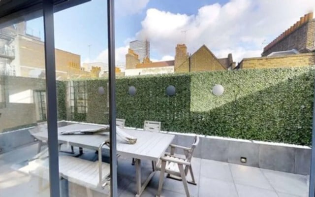 Luxury Royalty Mews