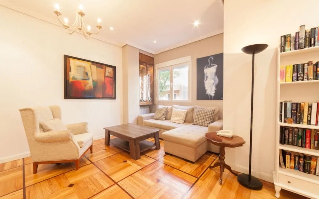 Classical Flat in Barrio Salamanca by Allô Housing