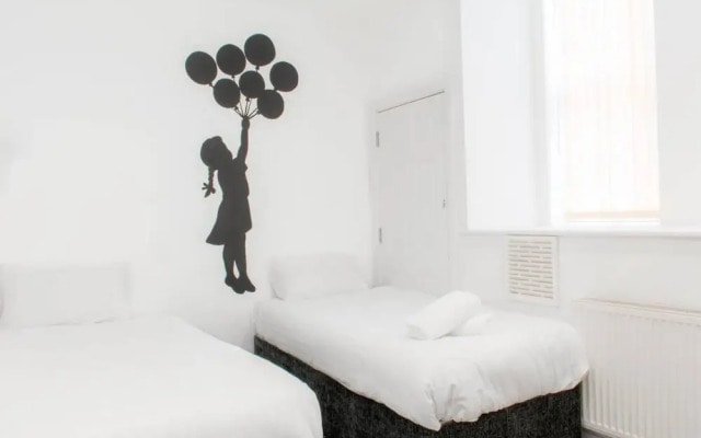 Host Apartments Fleet Nightlife II