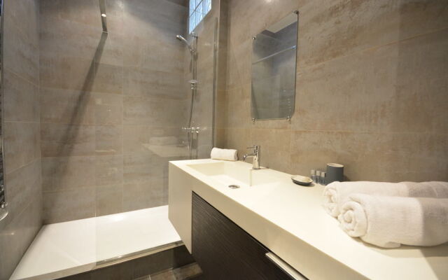 Residence Paris Maillot