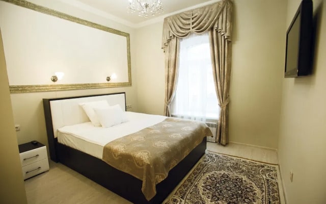 Knyagini Uhtomskoj Hotel