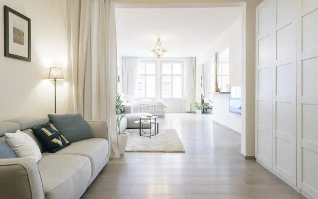 Stylish, Light-Filled Home in the Historic Center