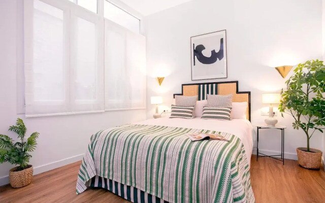 Exclusive Apartment in Malaga Center Larios IV