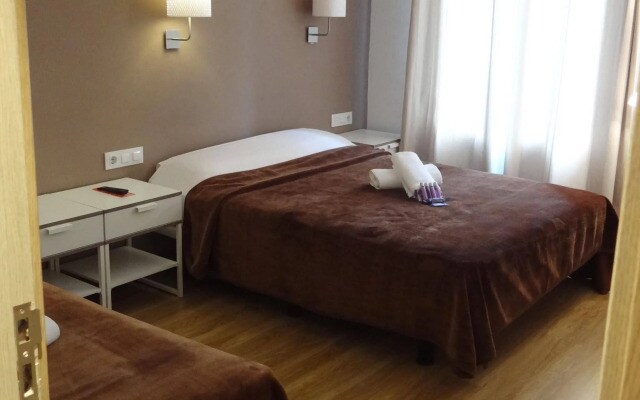 Hostal Balkonis