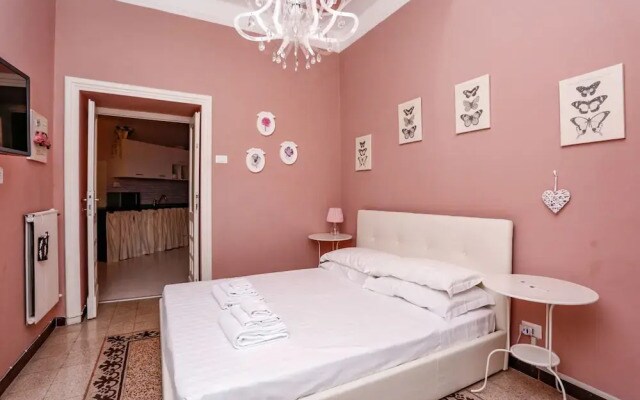 American Uni 2Br Lovely Apt
