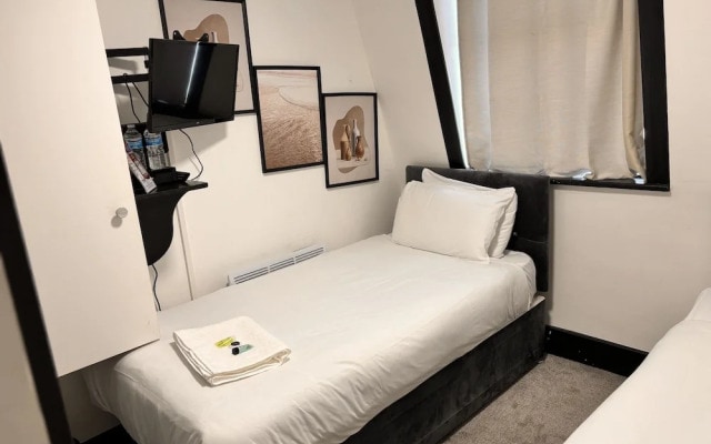 Ivy House Hotel