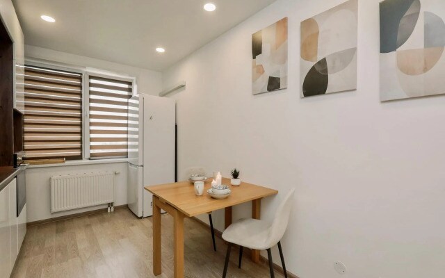 Privi House на Калашникова 11