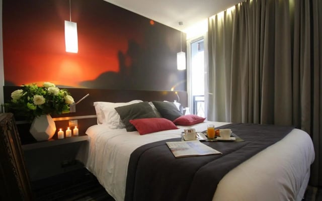 Hotel Lumières Montmartre Paris