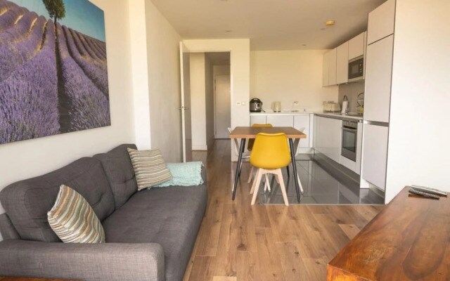 The Islington Nest - Bewitching 1bdr Flat With Balcony