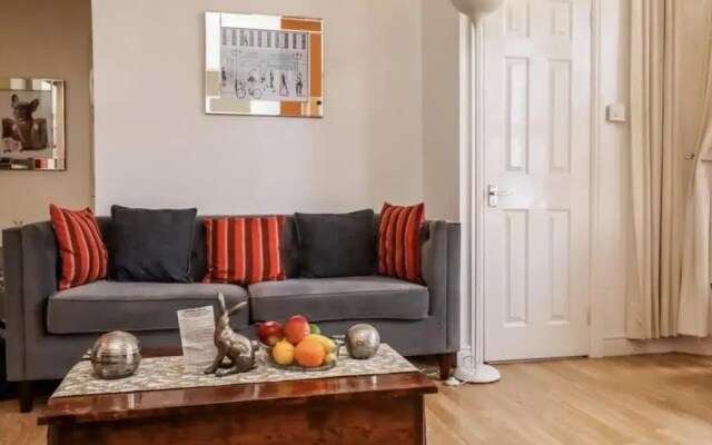 1 Bed Studio Sleeps 4 - Seaside, Dog Friendly