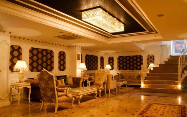 Dekor Hotel
