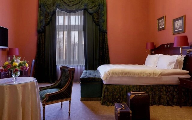 Бутик-отель Gallery Park Hotel & SPA, Châteaux & Hôtels Collection