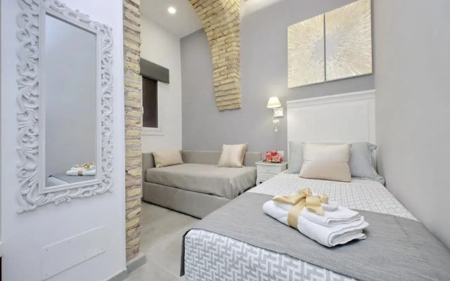 Roman Holiday Apartment
