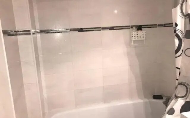 Chambre privée à 20km de Disneyland