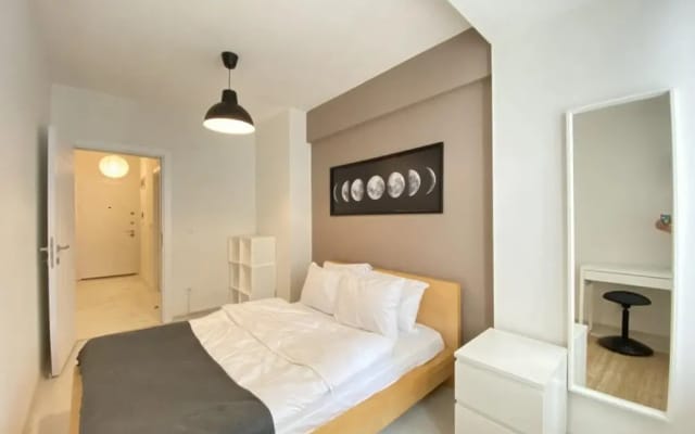 Lovely Flat With Balcony Near Metro in Eyupsultan
