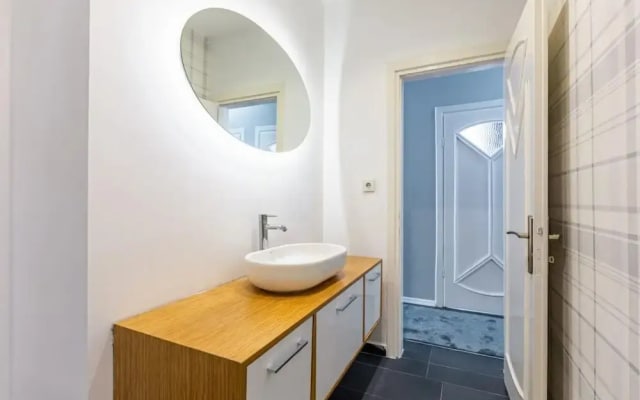 Spacious Apartment on Bagdat Street Kadikoy