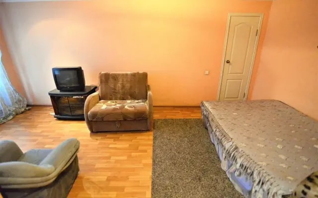 Megapolis Apartment on Plehanovskaya 58a