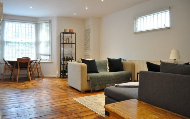 Fabulous 1 Bedroom Flat in Dalston Junction