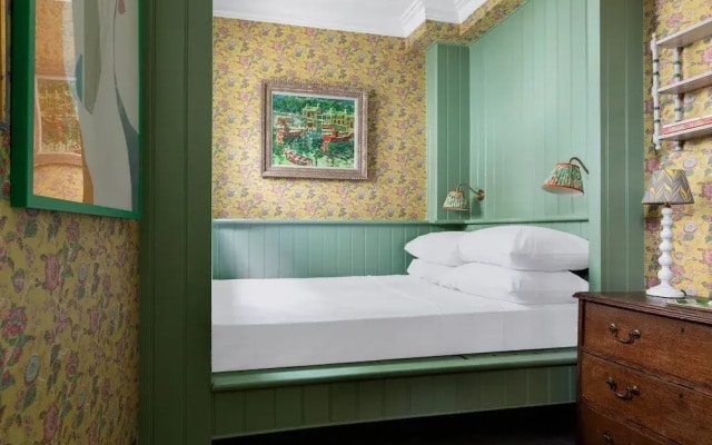 William Mews by Onefinestay