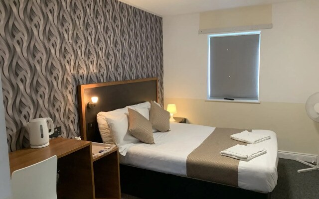 Imperial Salford Hotel