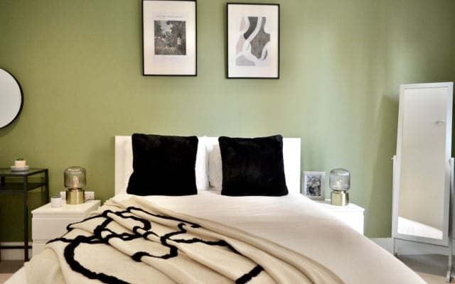 Luxury 2 Bedroom Apartment Near Central London