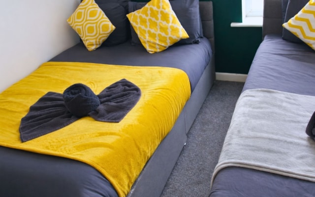 Pitchside Quarters sleeps 7