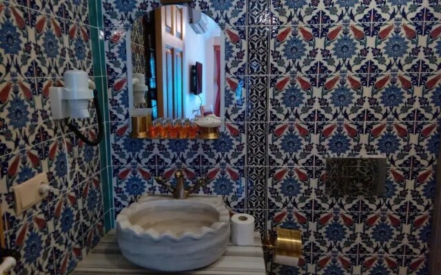 Sultan Corner