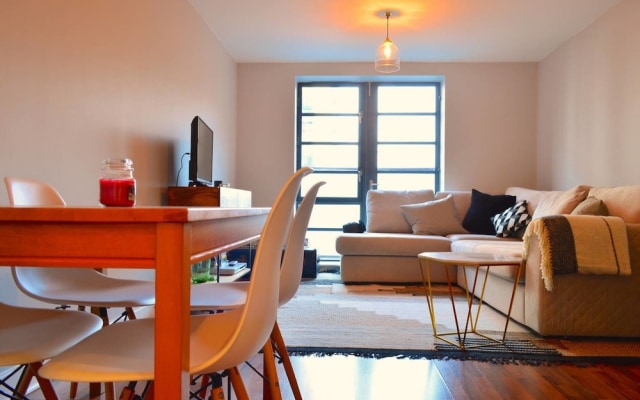 Lovely 1 Bedroom Apartment Close to Haggerston Station