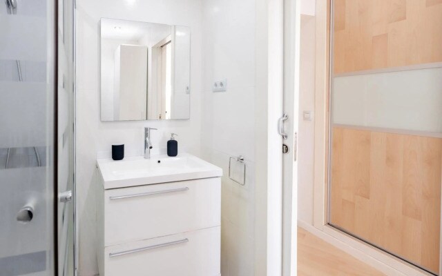 Sunrise Apartment 924