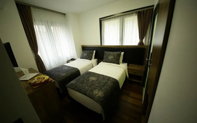 Pandora Hotel
