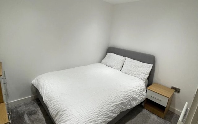 Luxury 2-bed Apartment in Manchester With Parking