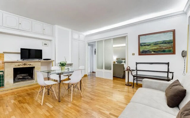 Trastevere & Old Ghetto Apartment