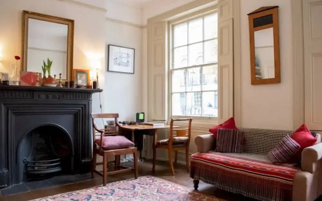 Spacious 2 Bedroom Flat Near Kings Cross And Angel