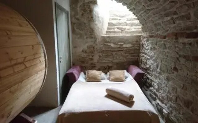 Old Town Sauna Apartment