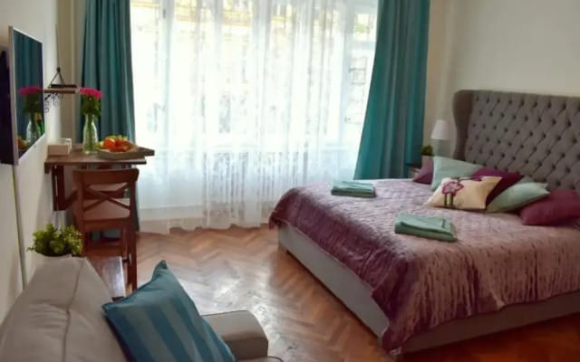 AIRSTAY PRAGUE Romantic apartments Karlin