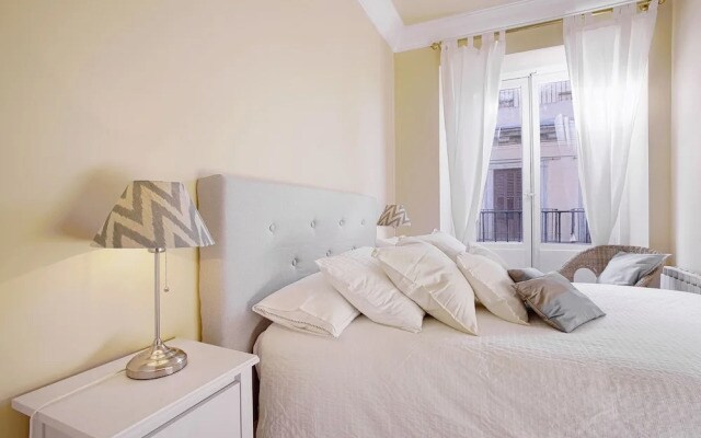 Wonderful 3 Bd Apartm in Prime Location. Plaza Mayor