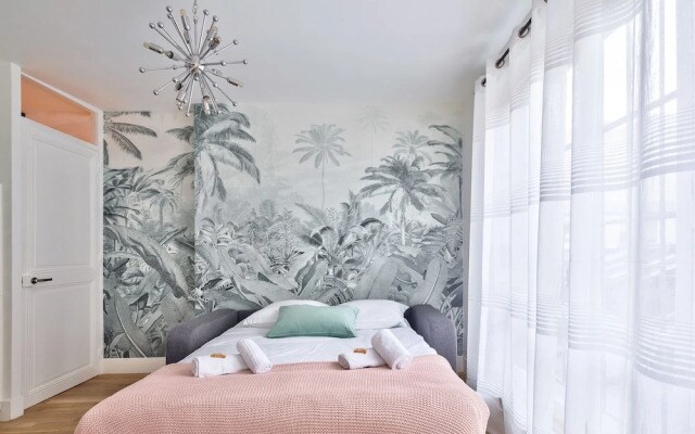 NEW Paradis 2 Flats in Heart of Paris