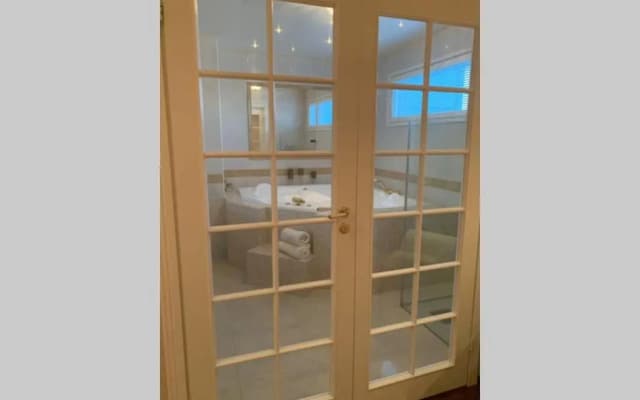 DOWNTOWN PENTHOUSE-SPA,sauna,3BR,seaview,free park