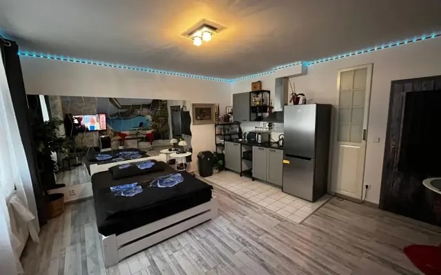 MONFas APARTMENT HOSTIVAŘ