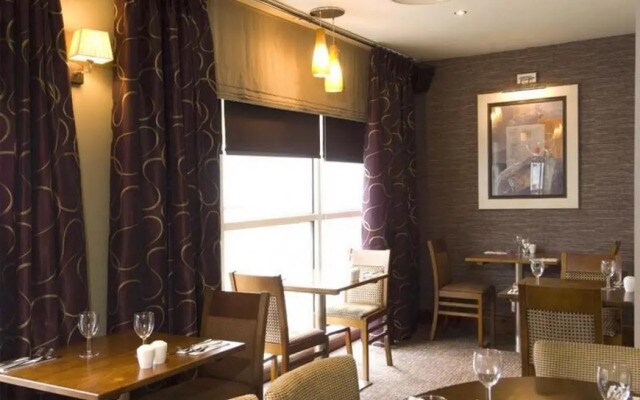 Premier Inn Manchester Deansgate Locks