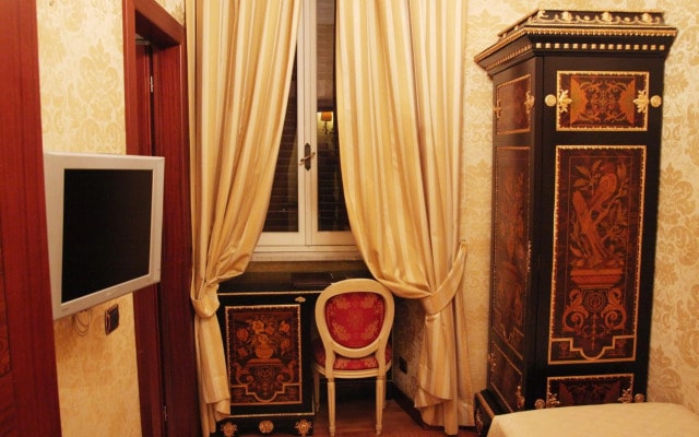 Des Epoques Hotel