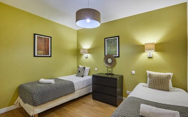 Superb 3 Bedroom Flat in the Center of Paris